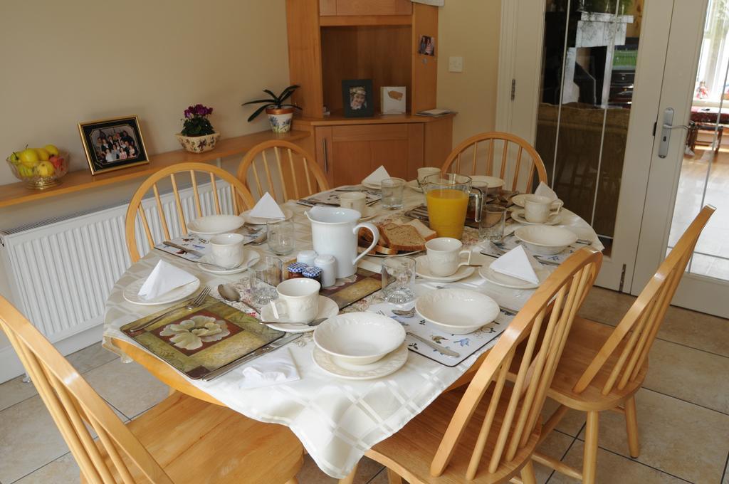 Slieve Rushen Bed & Breakfast Derrylin ภายนอก รูปภาพ