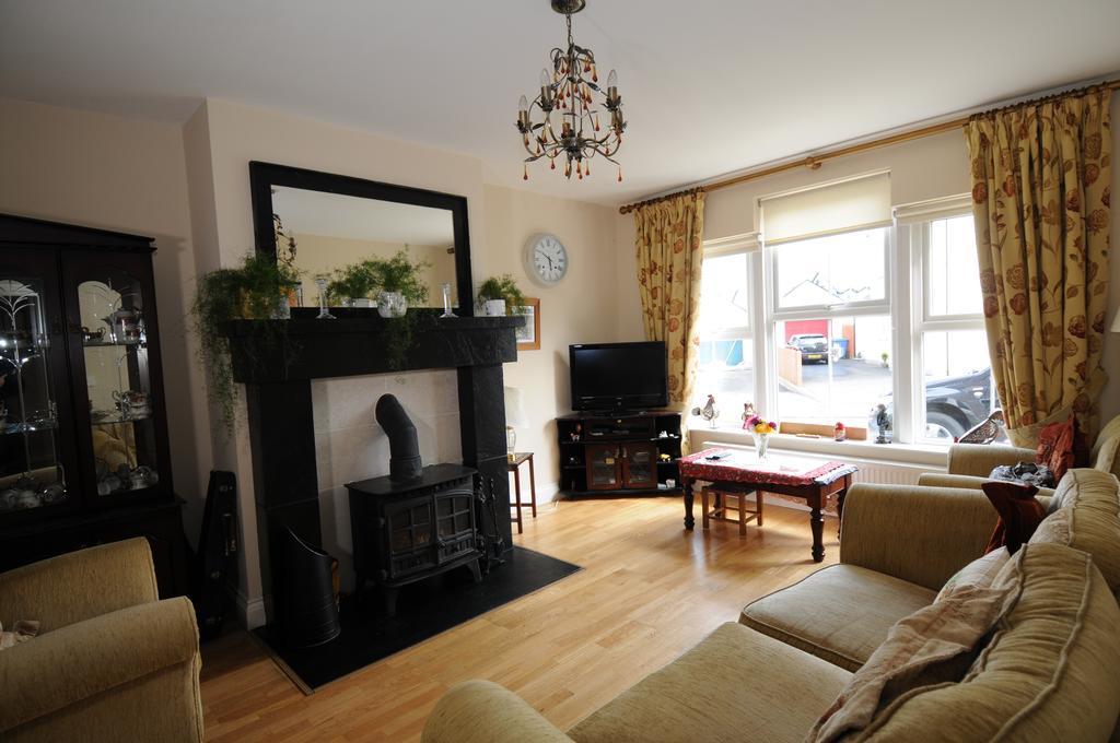 Slieve Rushen Bed & Breakfast Derrylin ภายนอก รูปภาพ
